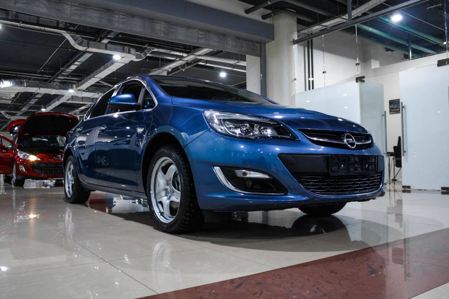 Купить Astra с пробегом